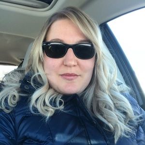 Meet your Posher, Carly